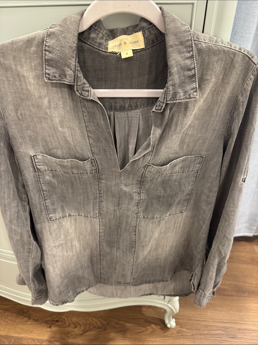 cloth & stone Washed Gray Buttonless Utility Shirt small